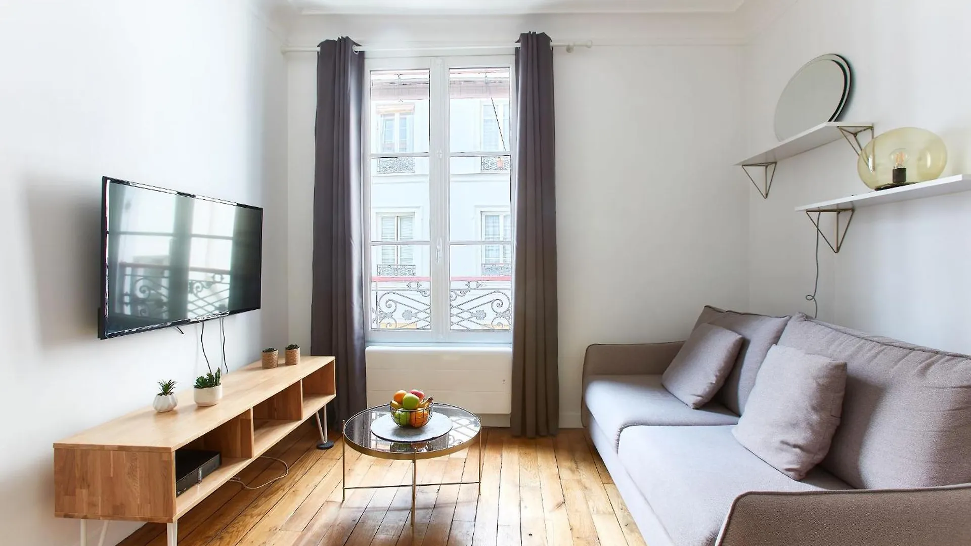 Montmartre 2Br Apartment *